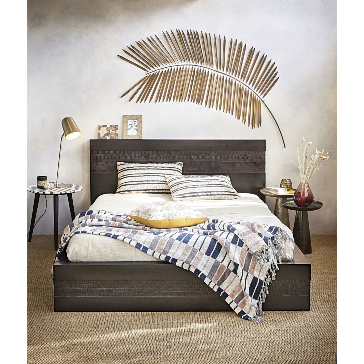 Aged Effect Black and Gold Metal Side Tables (x2) – image 5