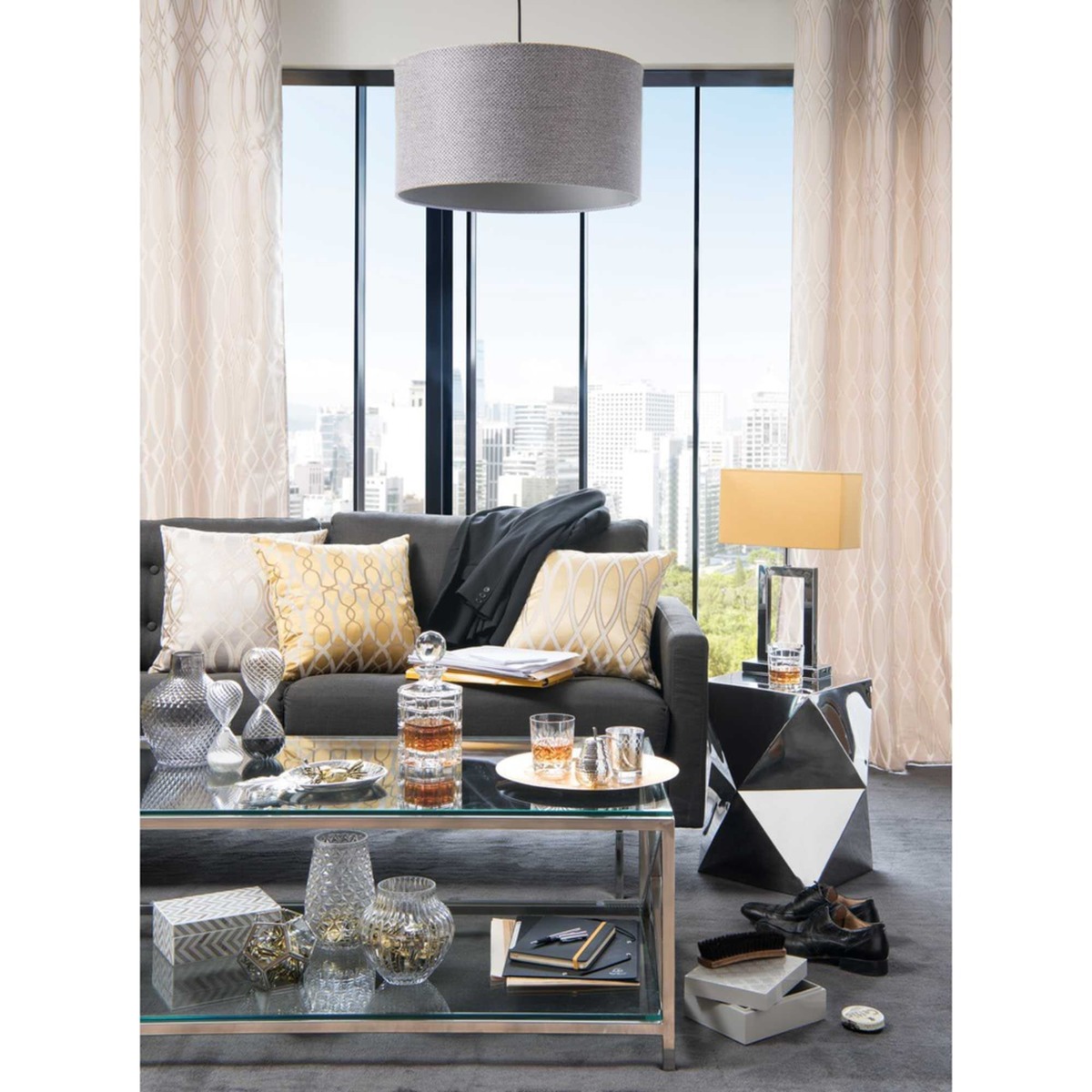 DIAMANT mirror side table W 33cm – image 3