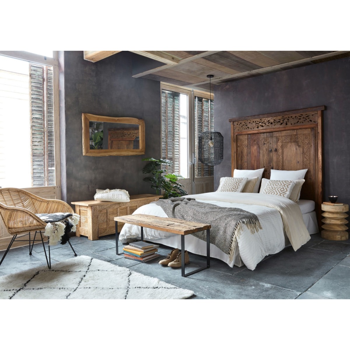 Mango Wood Side Table – image 5