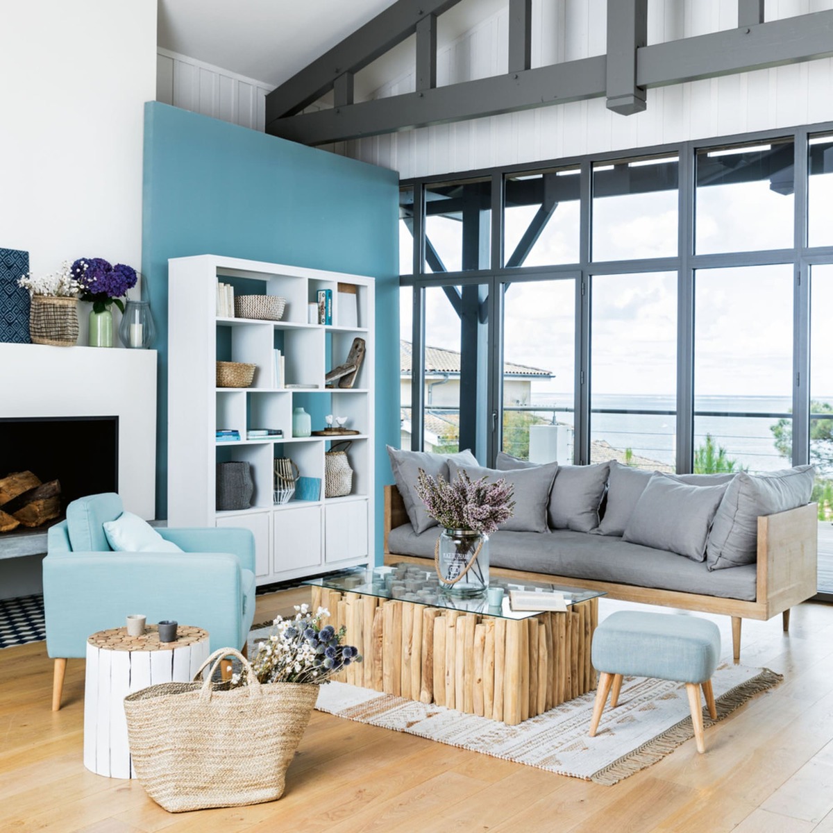 Eucalyptus Side Table in White – image 6