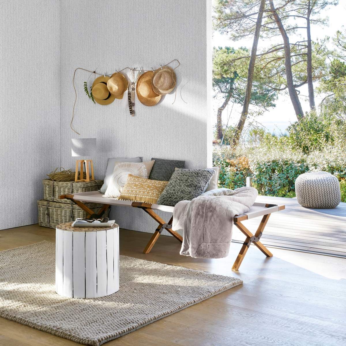 Eucalyptus Side Table in White – image 7