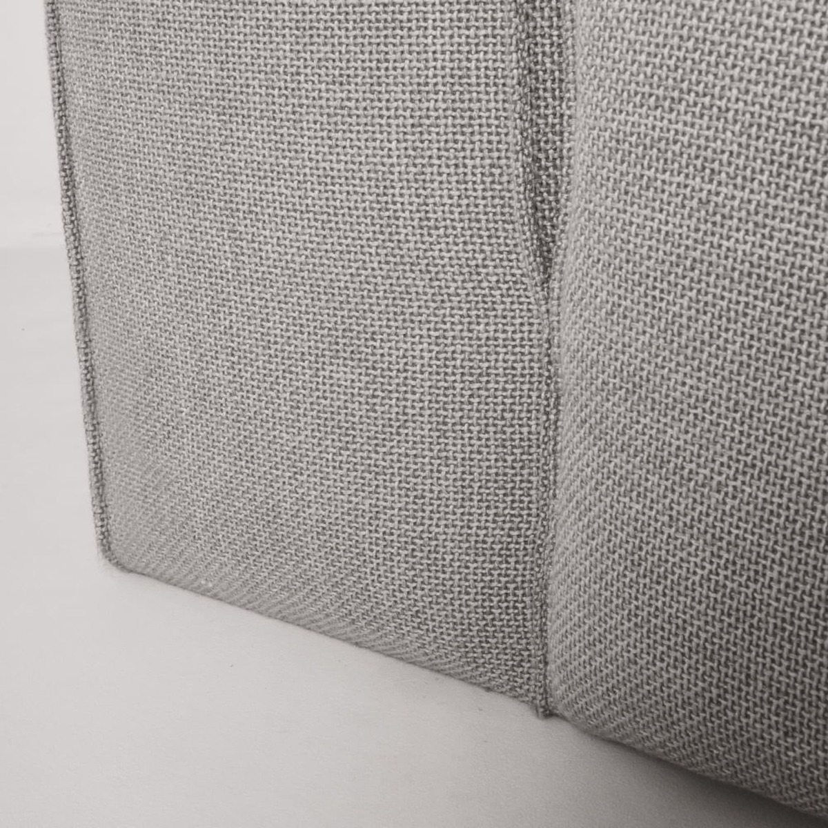 Bleached Side Table Fakir – image 3