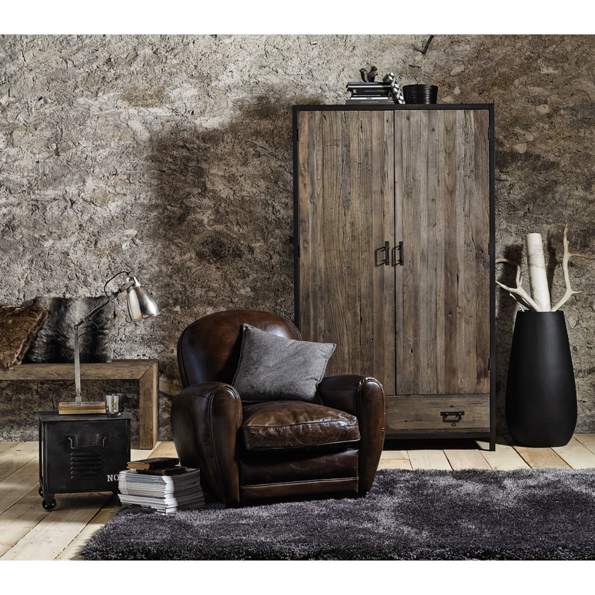 EDISON metal industrial side table on castors W 39cm – image 2