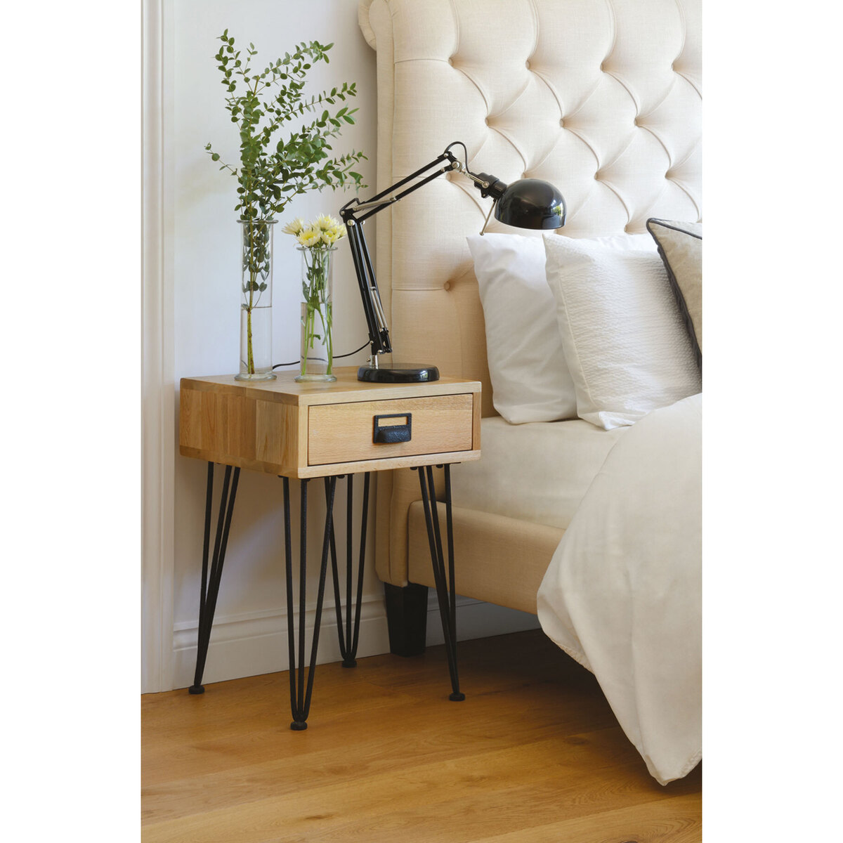 Felix Industrial Side Table - Solid oak and steel – image 3