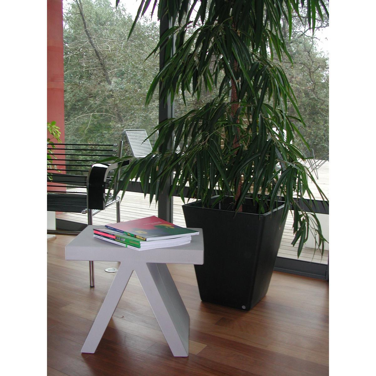 Toy End table by Slide White – image 3