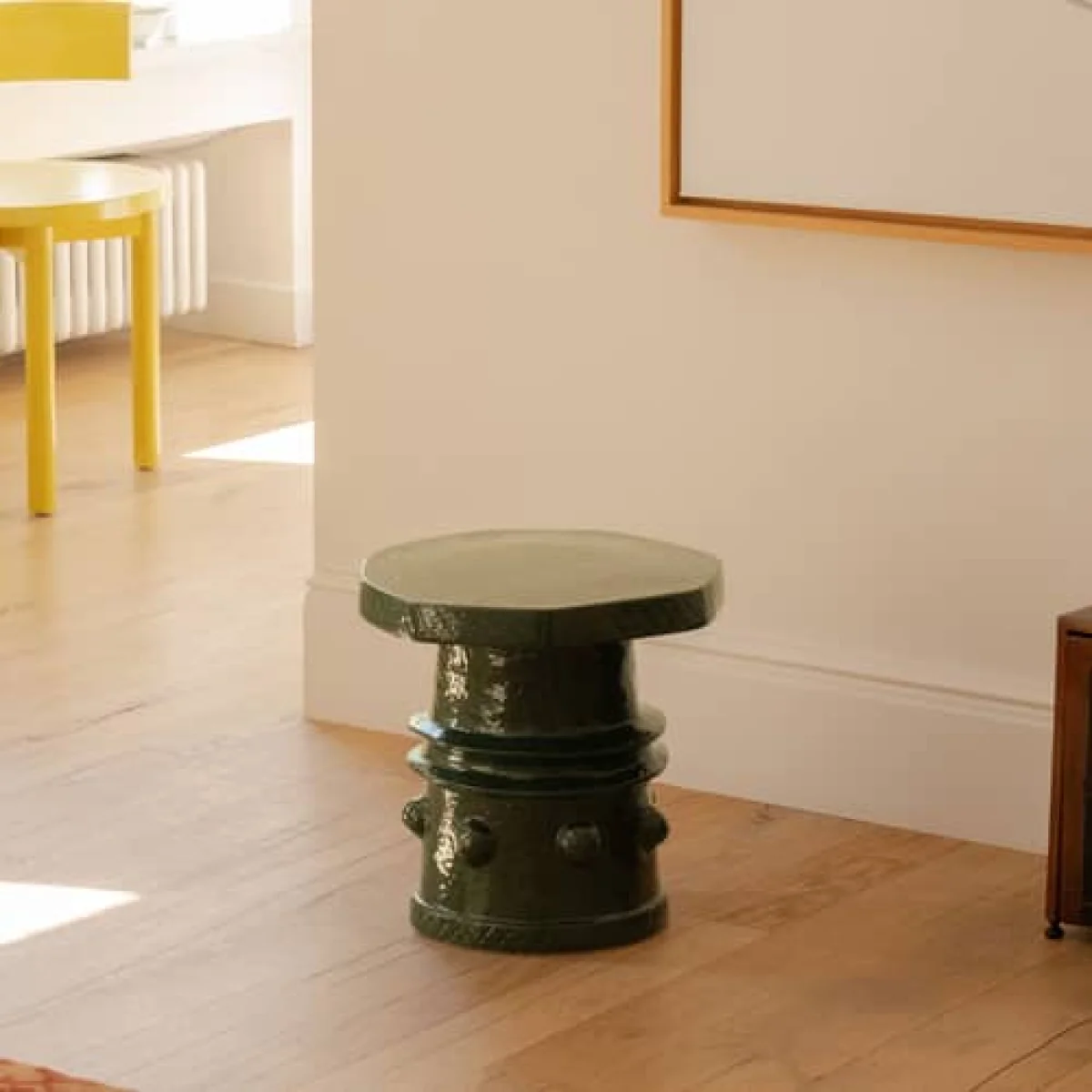 Clara 08 End table ceramic green / Ø 39 x H 37 cm - Serax – image 5