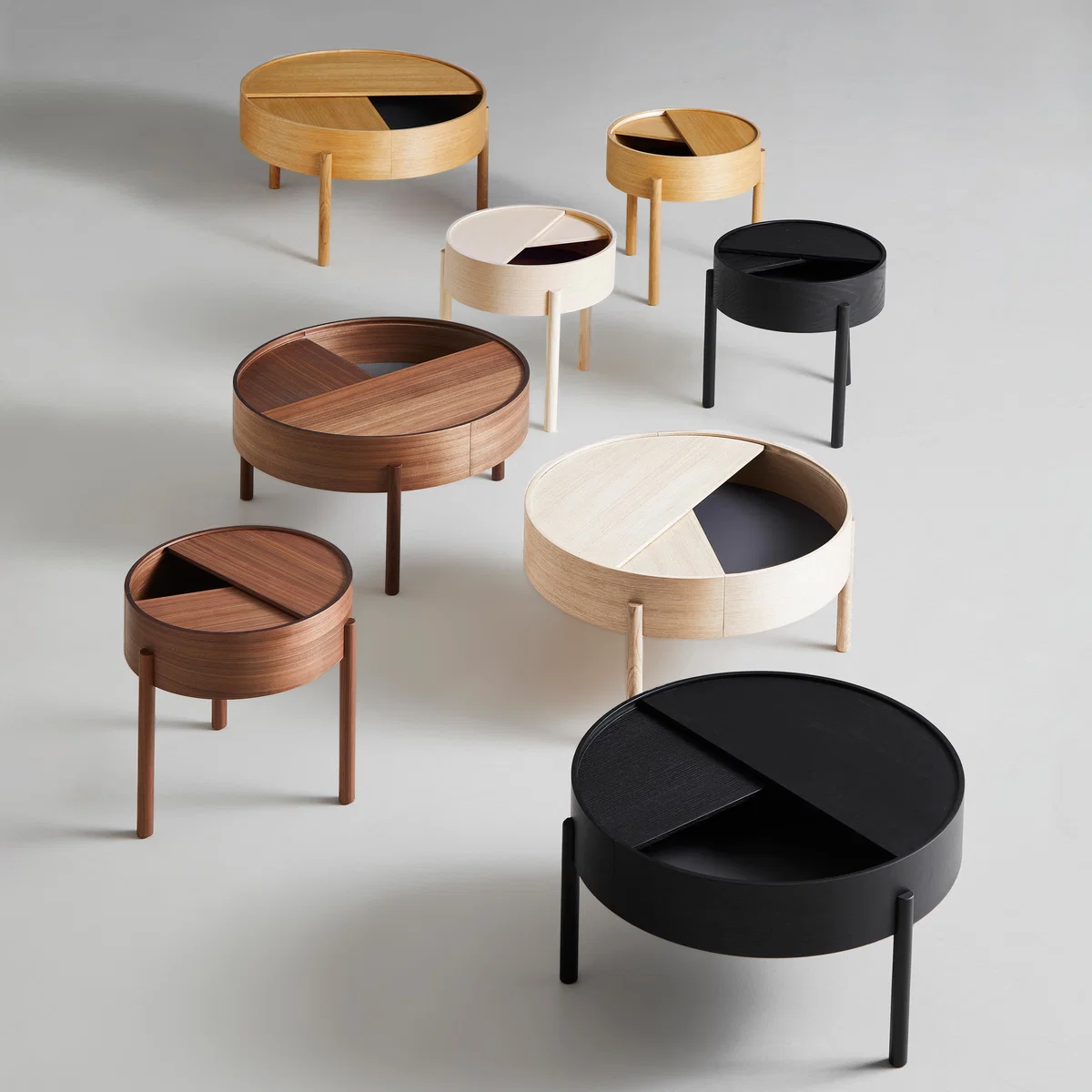 Woud Arc side table Walnut – image 7