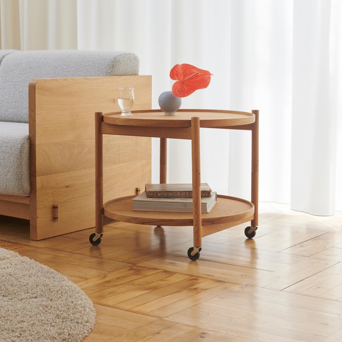 Brdr. Krüger Bølling Tray Table model 60 Stone oiled oak stand – image 3