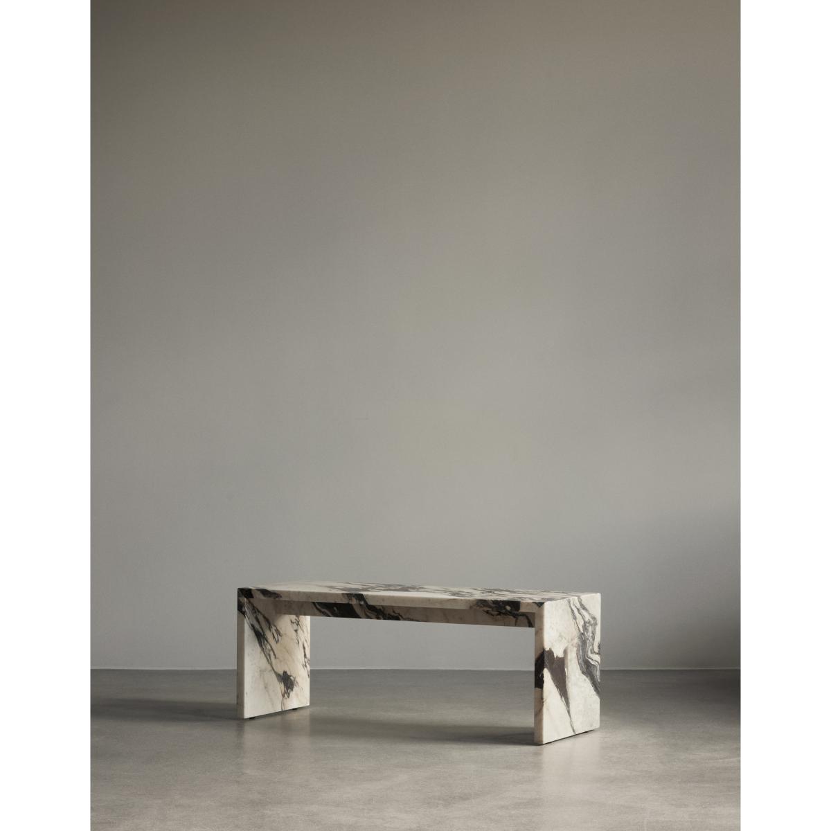 MENU Plinth Bridge sidetable Calacatta Viola – image 4