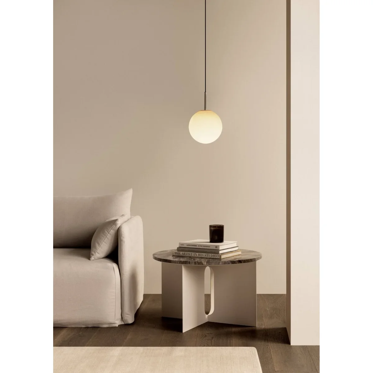 Audo Copenhagen Androgyne side table Calacatta Viola marble-black steel Ø65 cm – image 2
