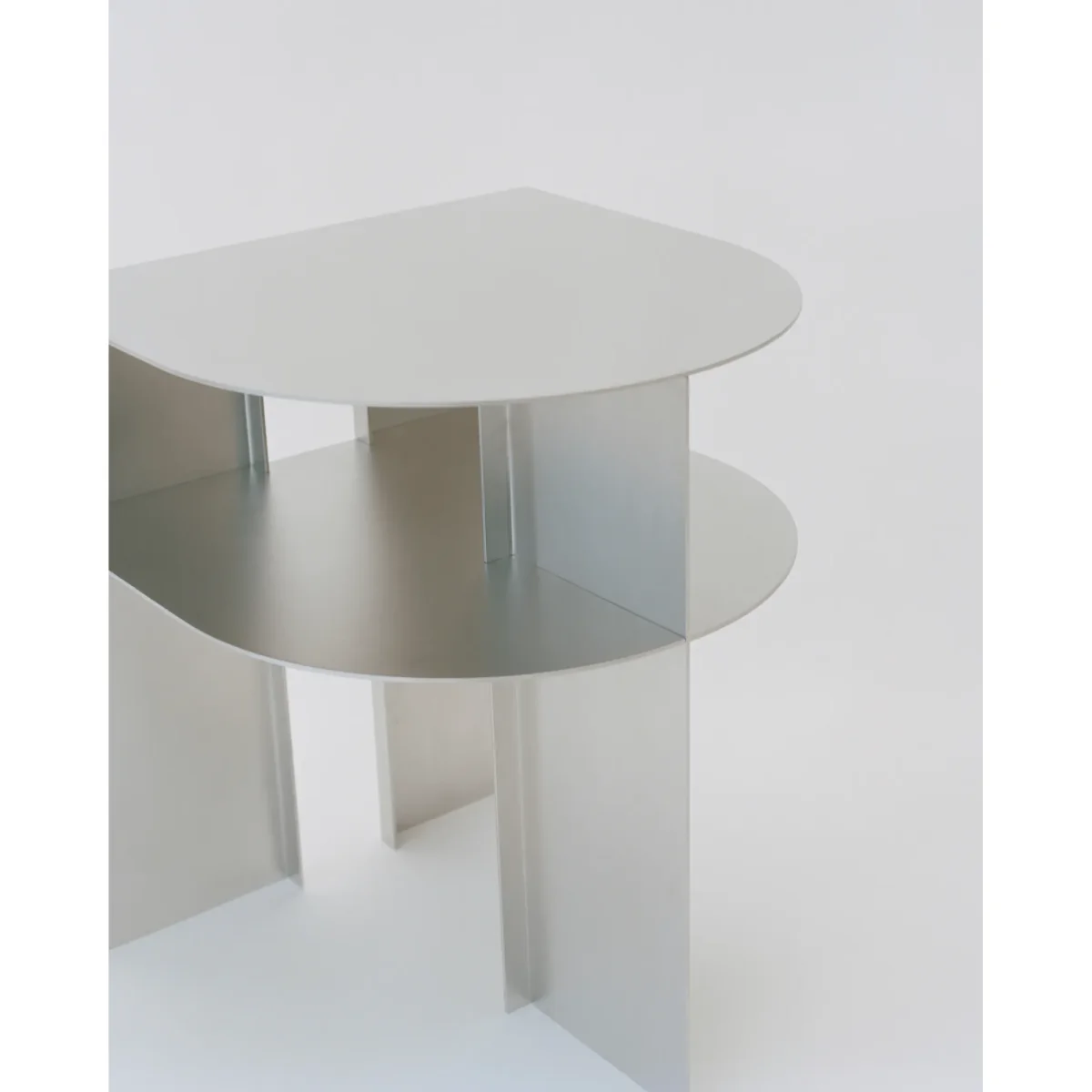 New Works Rand side table Stainless Steel – image 7