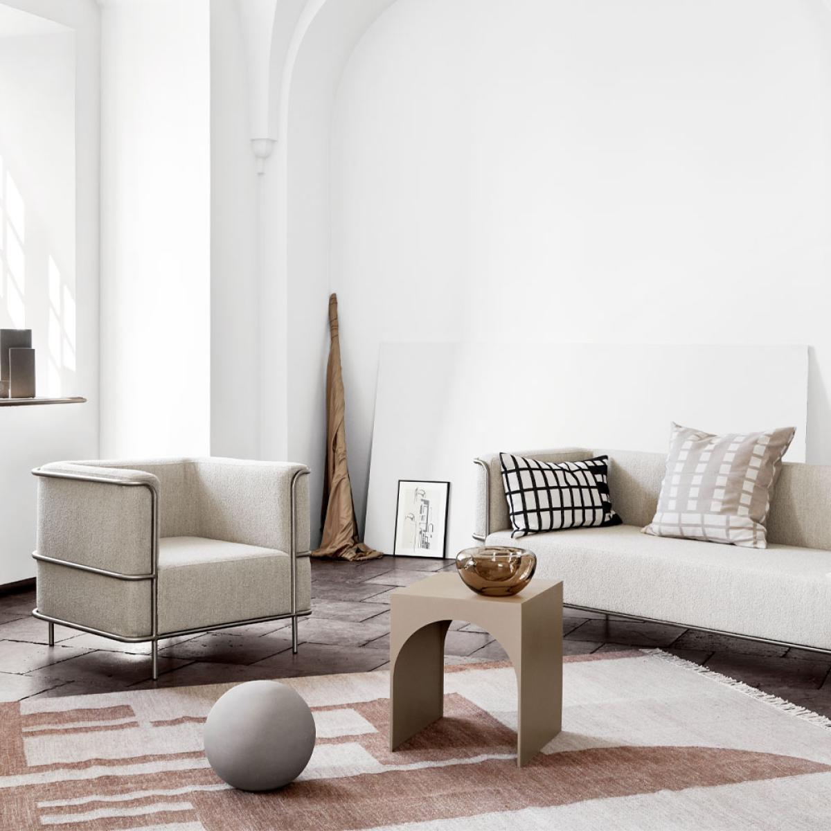 Kristina Dam Studio Arch side table Beige small – image 3