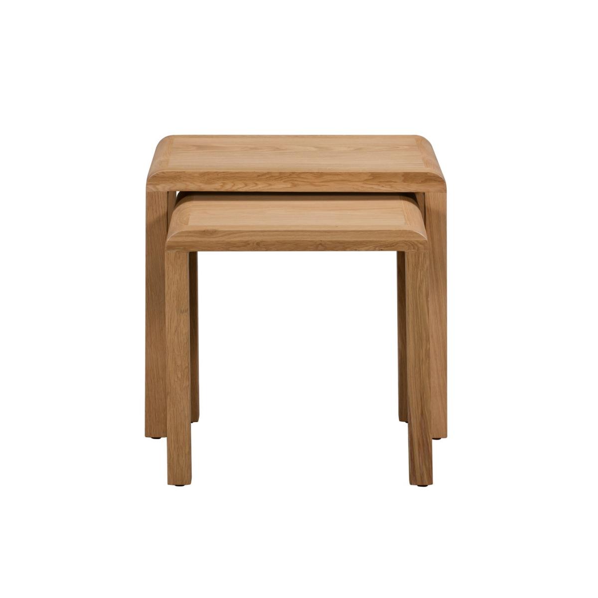 Curve Oak Nest of 2 Tables – image 3