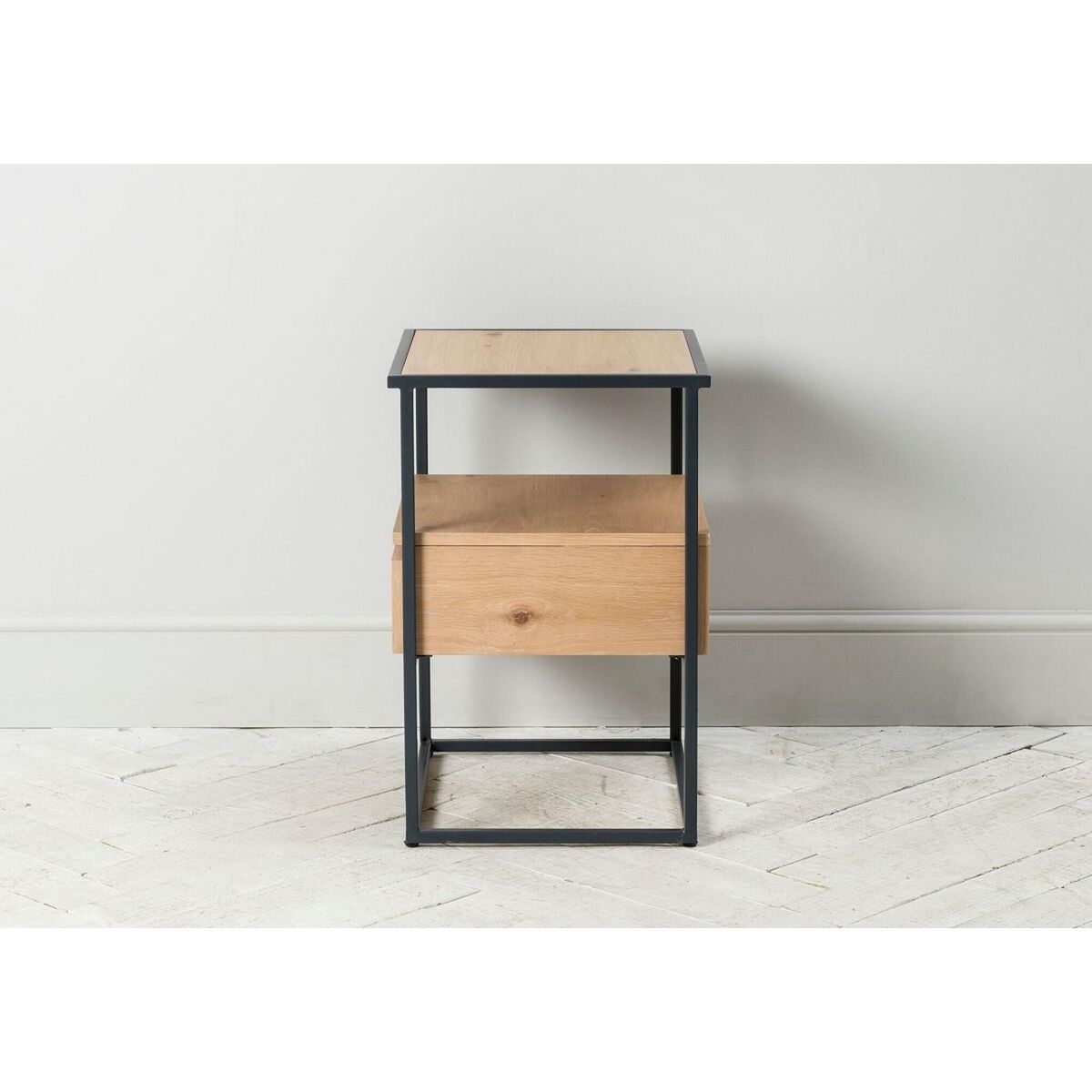 Reed Compact Side Table – image 3