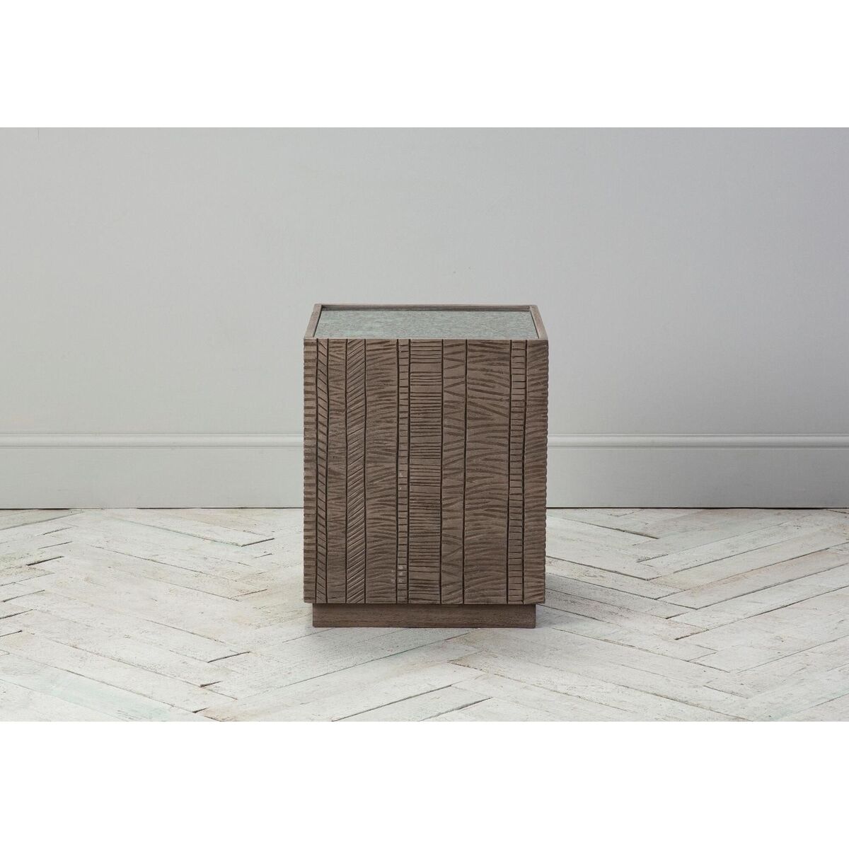 Ollin Acacia Cube Side Table – image 2