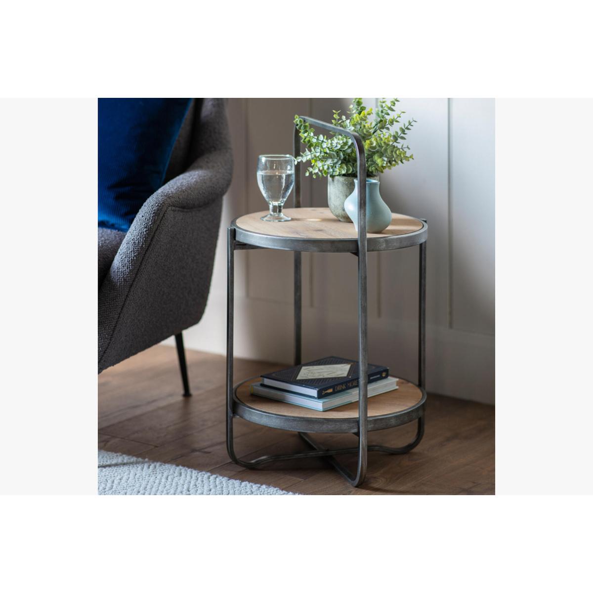 Postponer Side Table – image 2