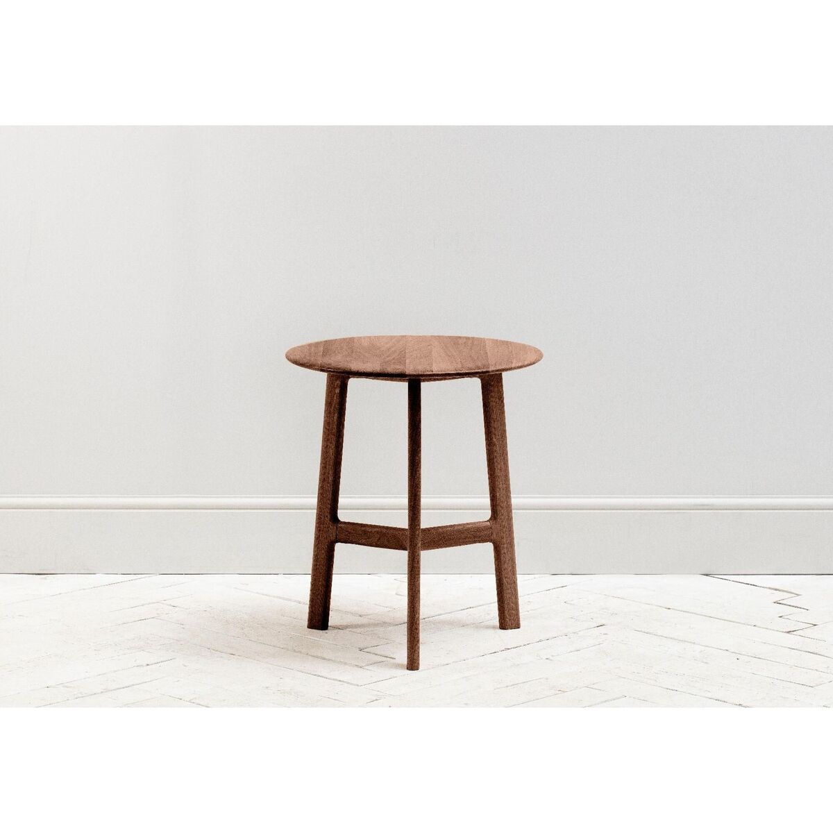 Menorca Walnut Side Table – image 4