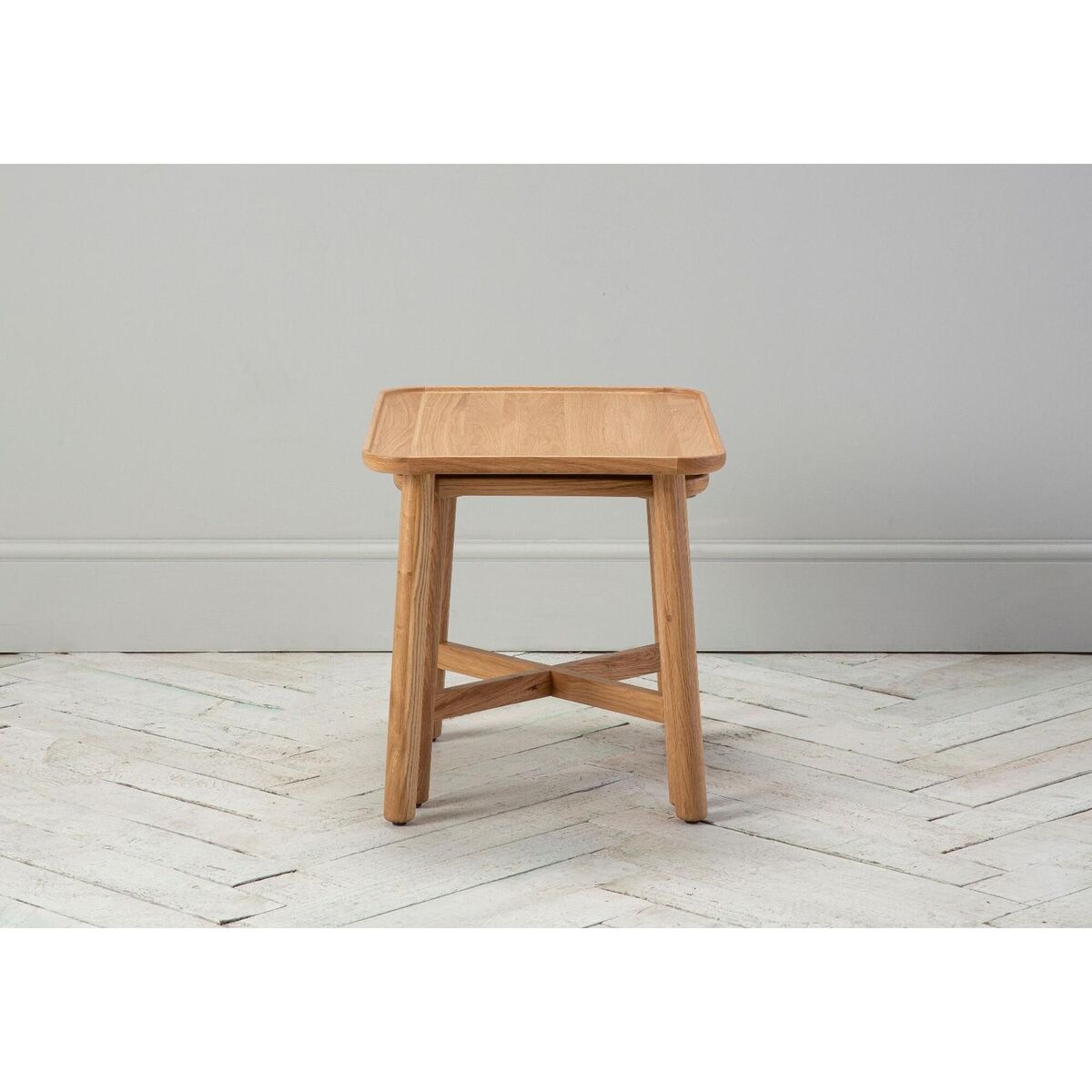 Noranda Oak Nesting Tables – image 8