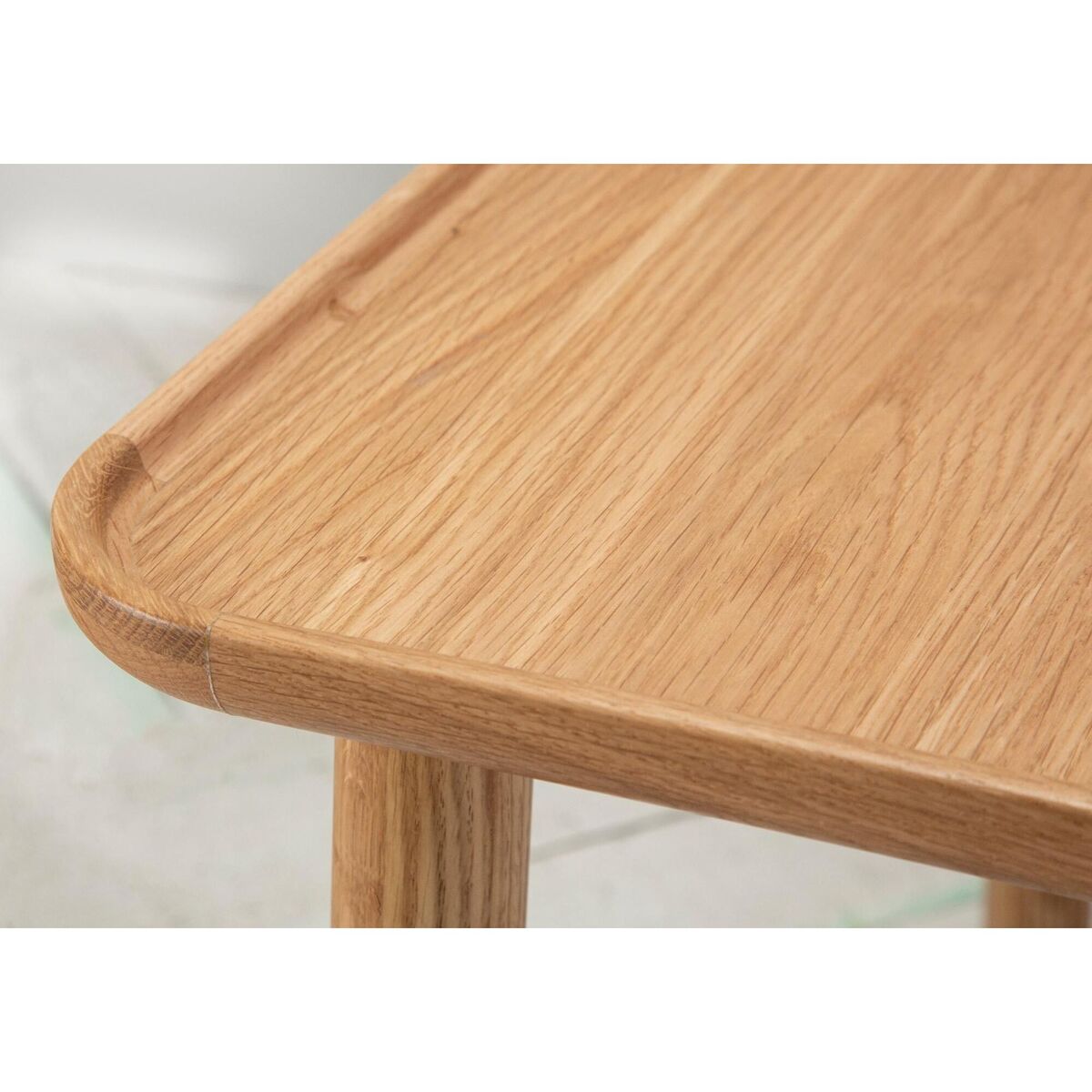 Noranda Oak Nesting Tables – image 9