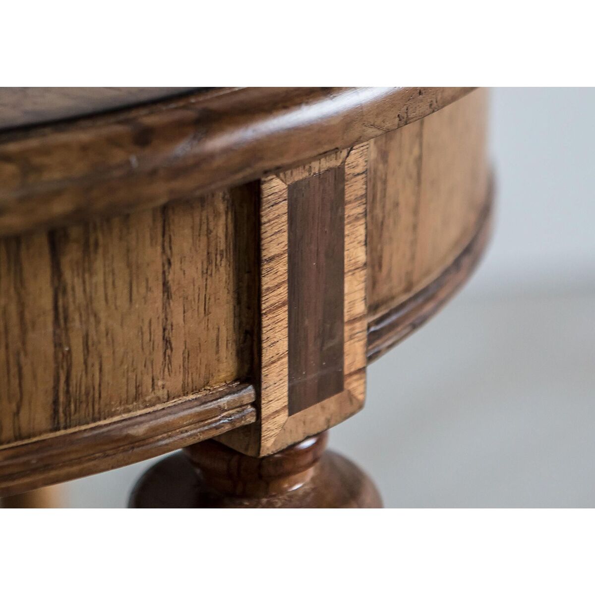 Botticelli Round Side Table – image 3