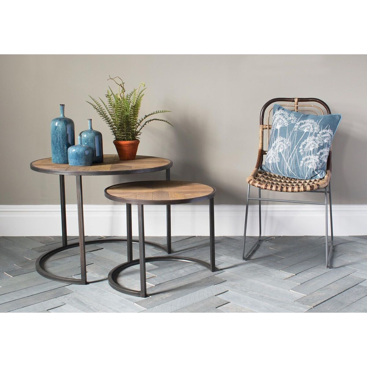 Gordon Nesting Tables – image 3