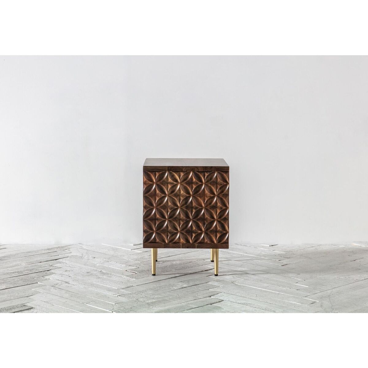 Gilda Acacia Side Table – image 4