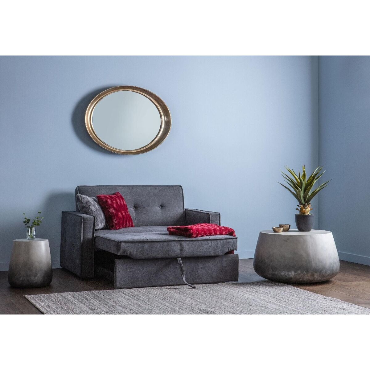 Dexter Concrete Side Table in Silver – image 2