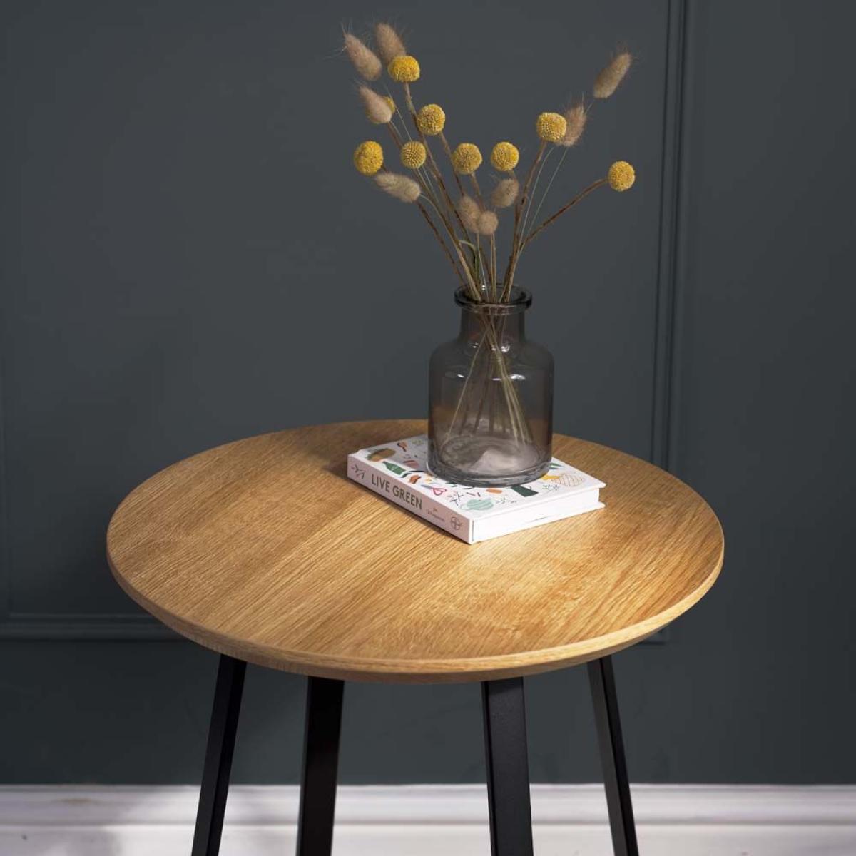 Lutina Lamp Table – image 2