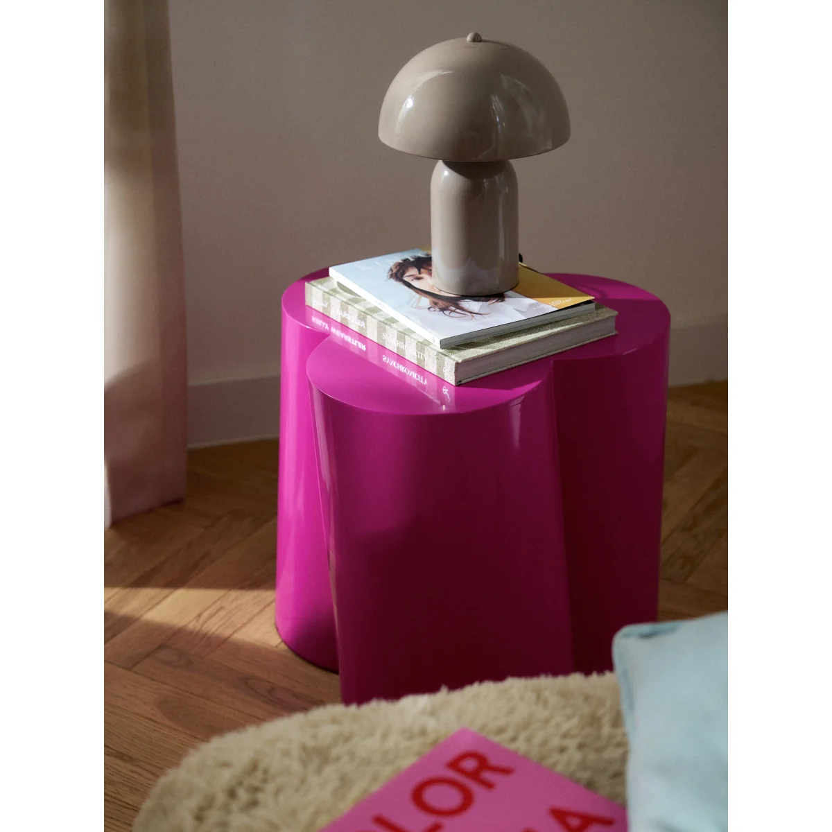 Side Table Flower – image 7