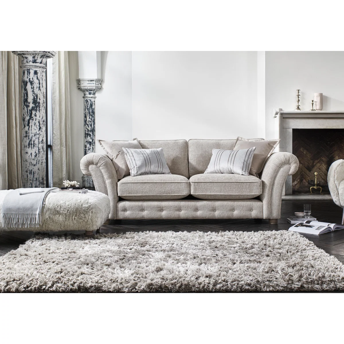 Oyster Bay 3 Seater Fabric Classic Back Sofa - Cream – image 2