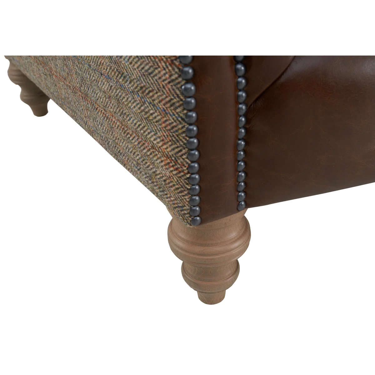 Tetrad - Balvenie 3 Seater Leather Scatterback Sofa – image 3
