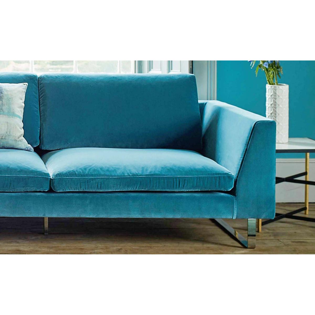 New York Armchair - Cornflower Blue Lario Velvet – image 4