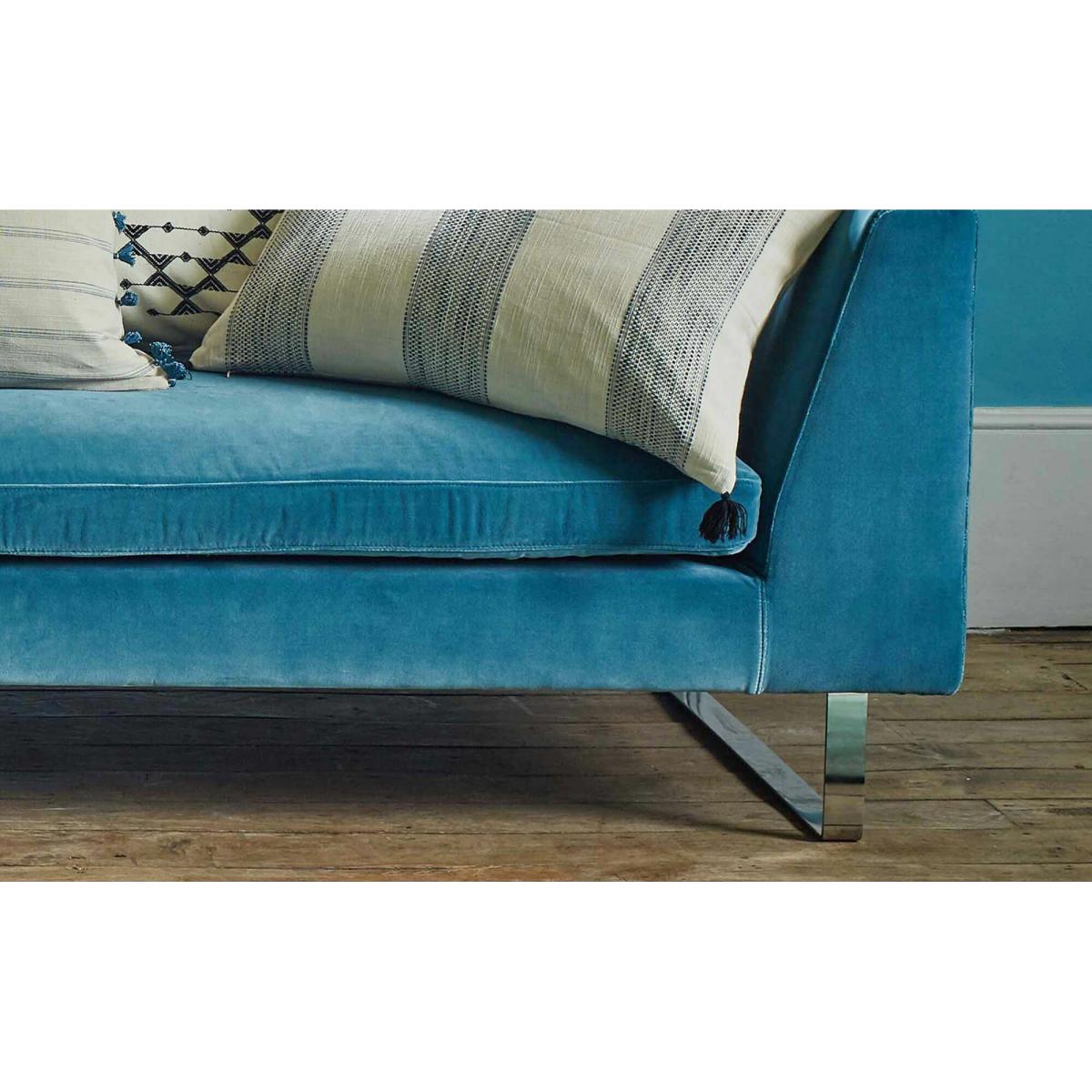 New York Armchair - Cornflower Blue Lario Velvet – image 5
