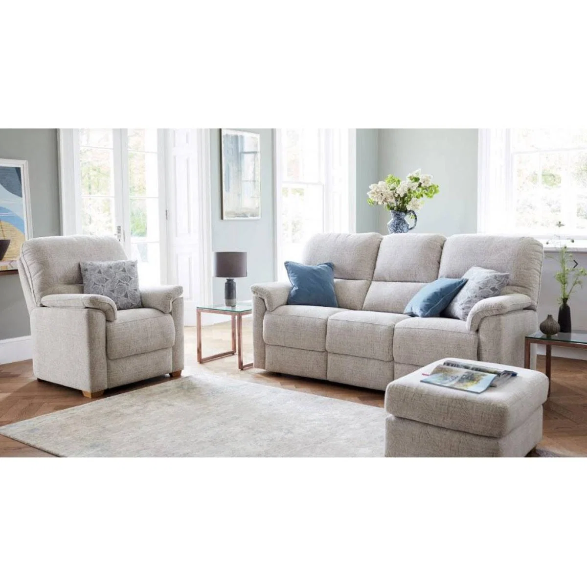 G Plan Chadwick Fabric 3 Seater Electric Right Hand Facing Recliner With USB Fabric – image 3