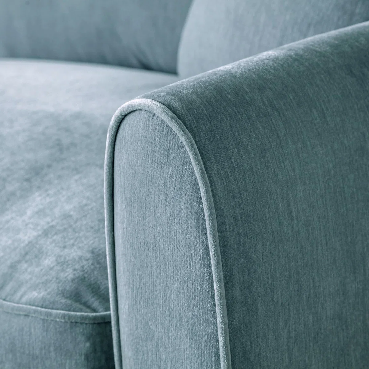The Sophia 3 Seater Sofa - Gold – image 13