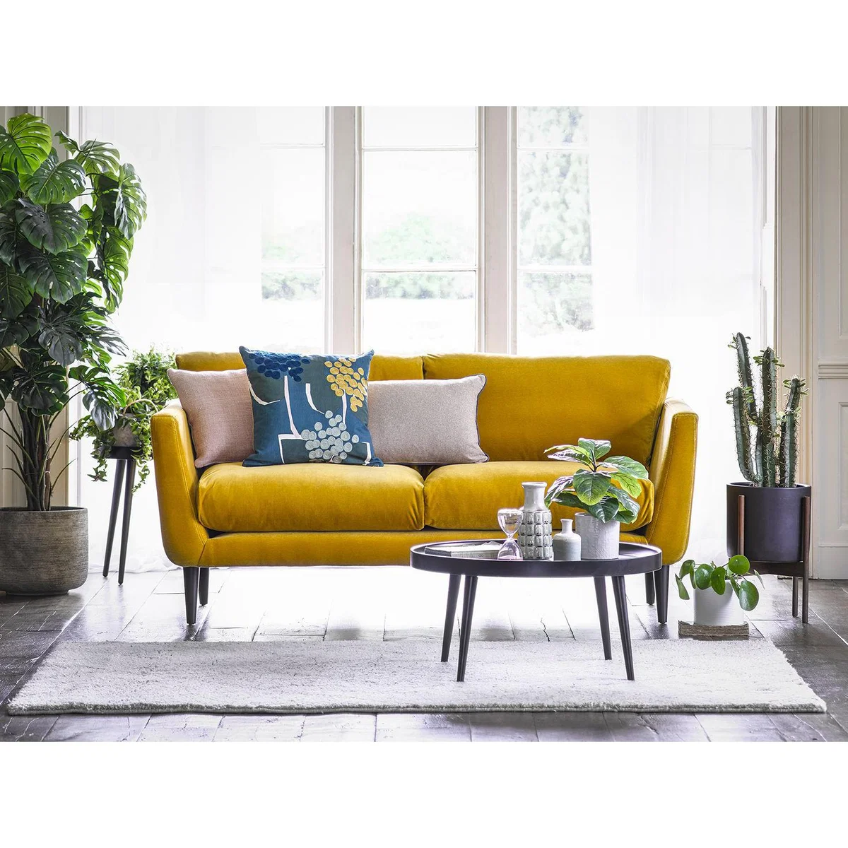 Nearly New Holly 3 Seat Sofa in Plum Smart Velvet - sofa.com – image 4