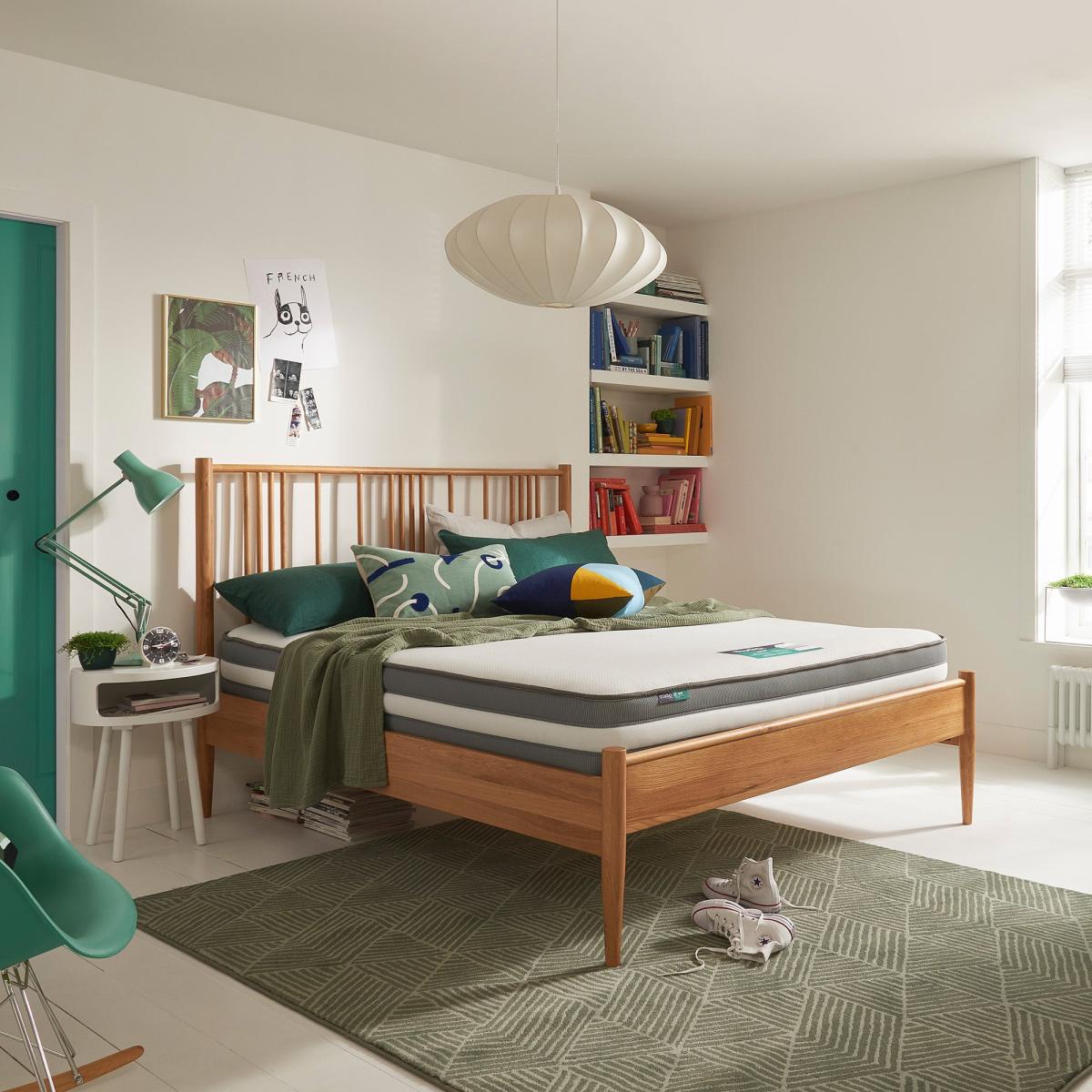 Silentnight Studio Eco 1000 Pocket Sprung Mattress White – image 2