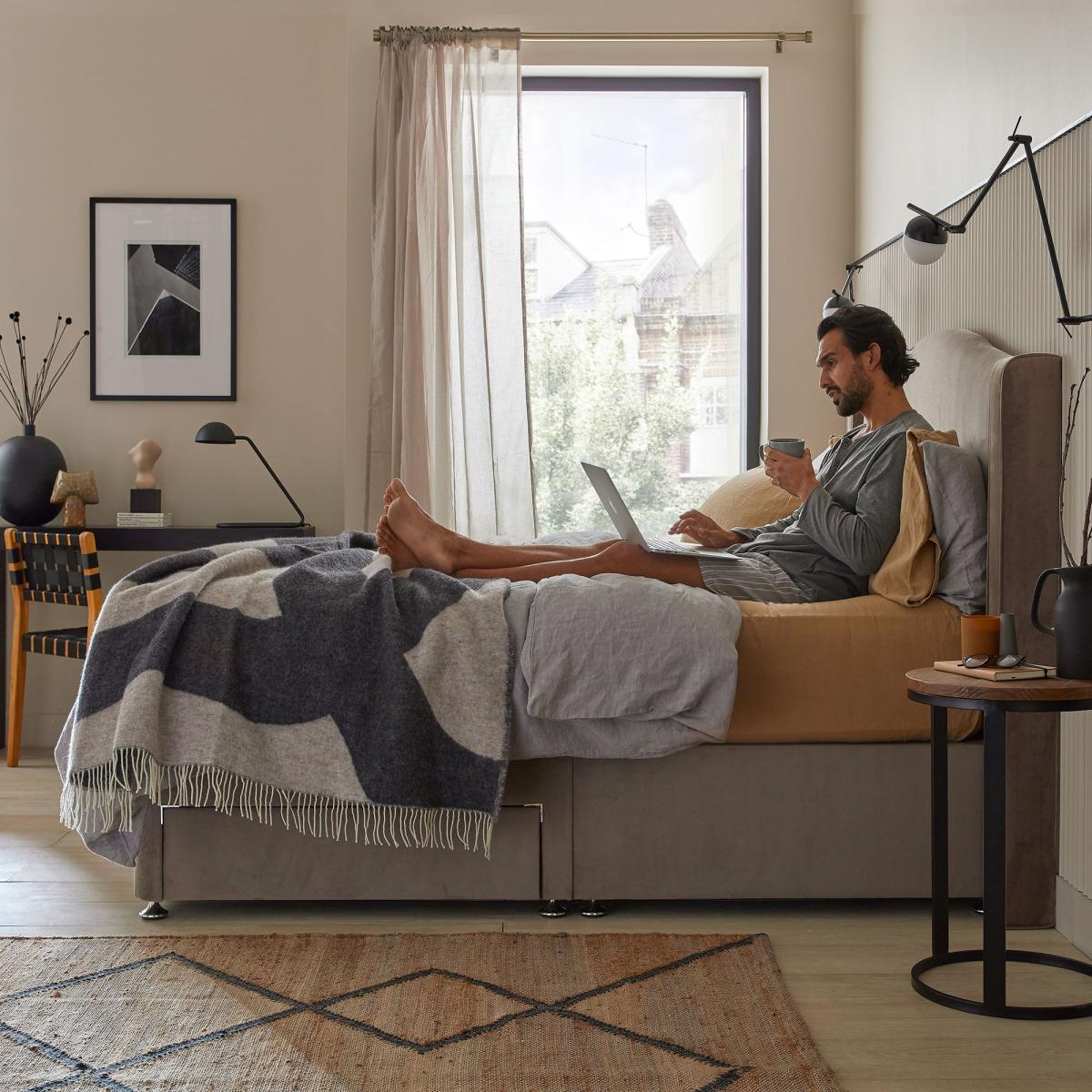 Silentnight 2000 Pocket Sprung Natural Mattress White – image 6