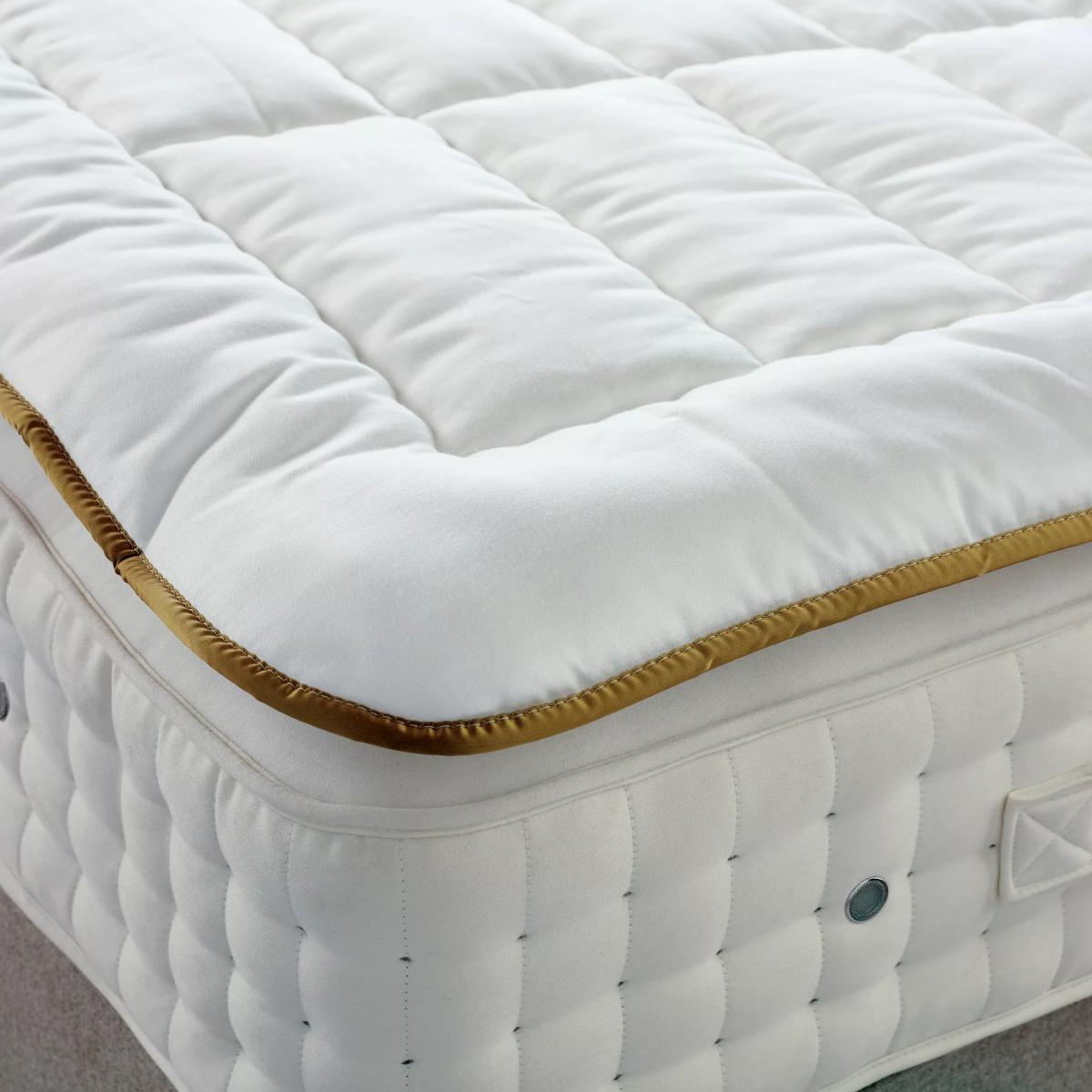 Vispring Heavenly Mattress Topper
