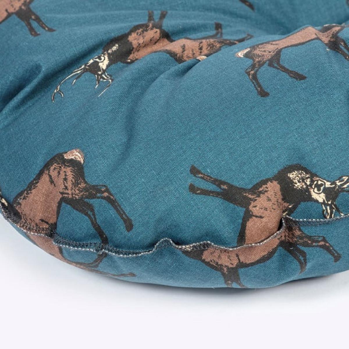 Danish Design Woodland Stag Deep Filled Quilted Dog Mattress – image 2