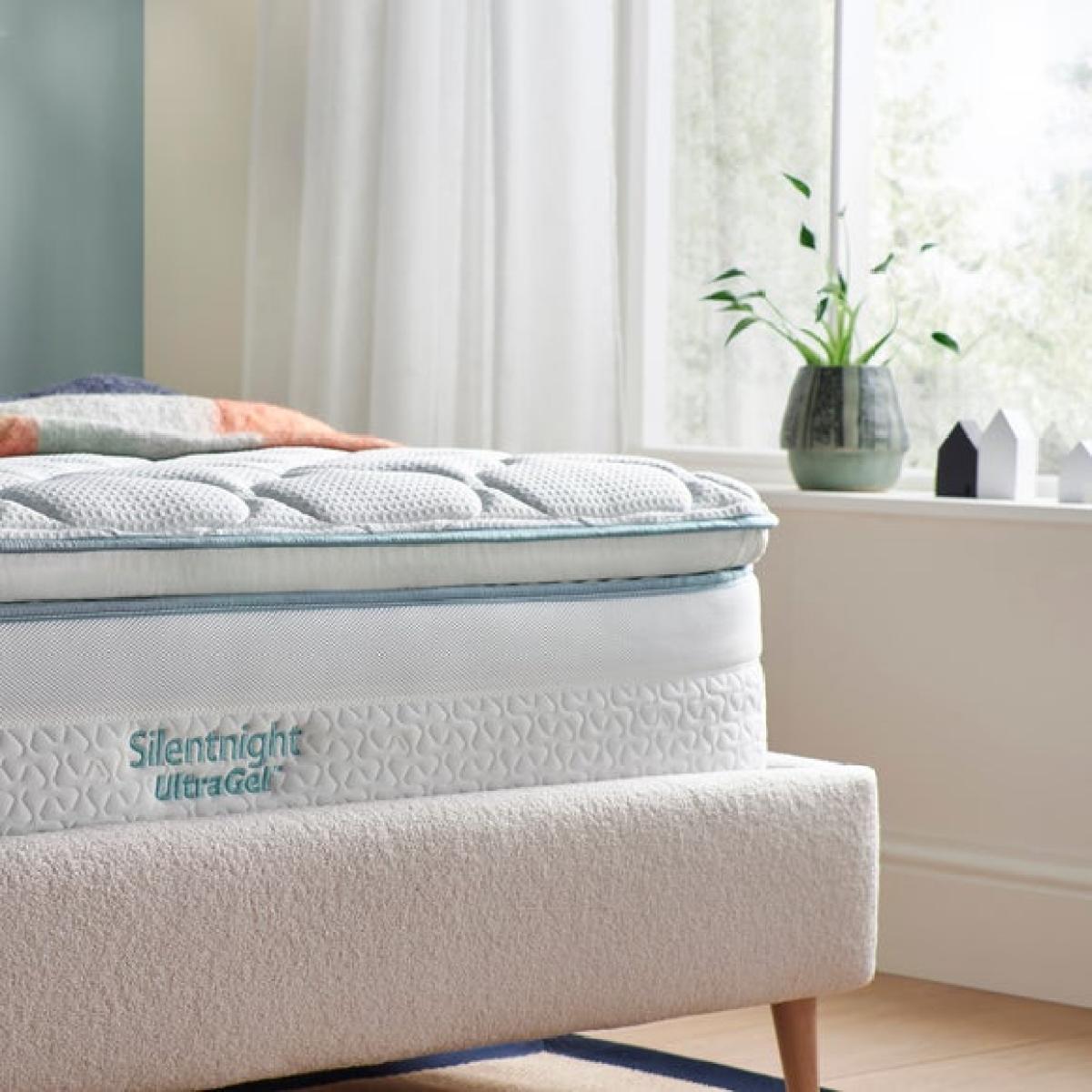 Silentnight Ultragel Cool-to-touch 2000 Pocket Pillowtop Mattress – image 4