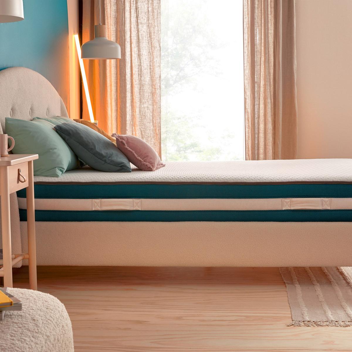 Silentnight Just Sleep Bliss Rolled Gel Mattress White – image 4