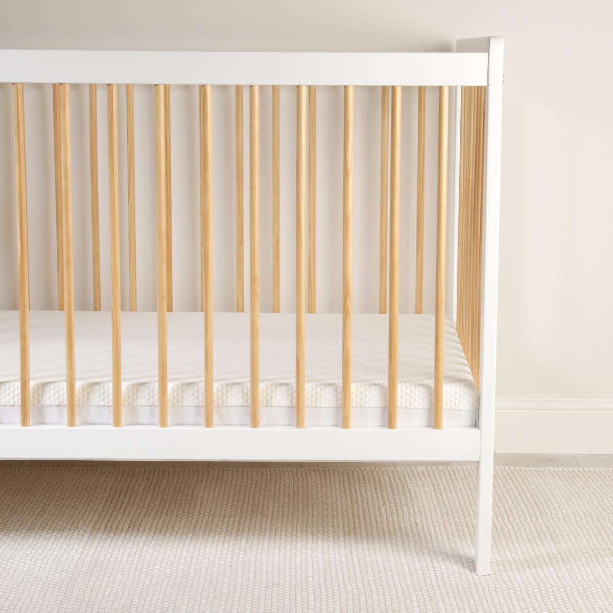CuddleCo Lullaby Hypoallergenic Bamboo Foam Mattress White – image 5