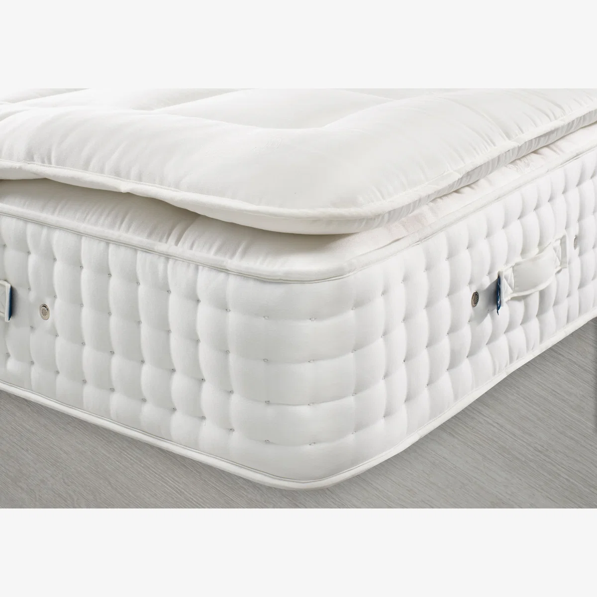 Hypnos - Bespoke Emerald Zip and Link Medium/Firm Mattress with Detachable Topper - Super King