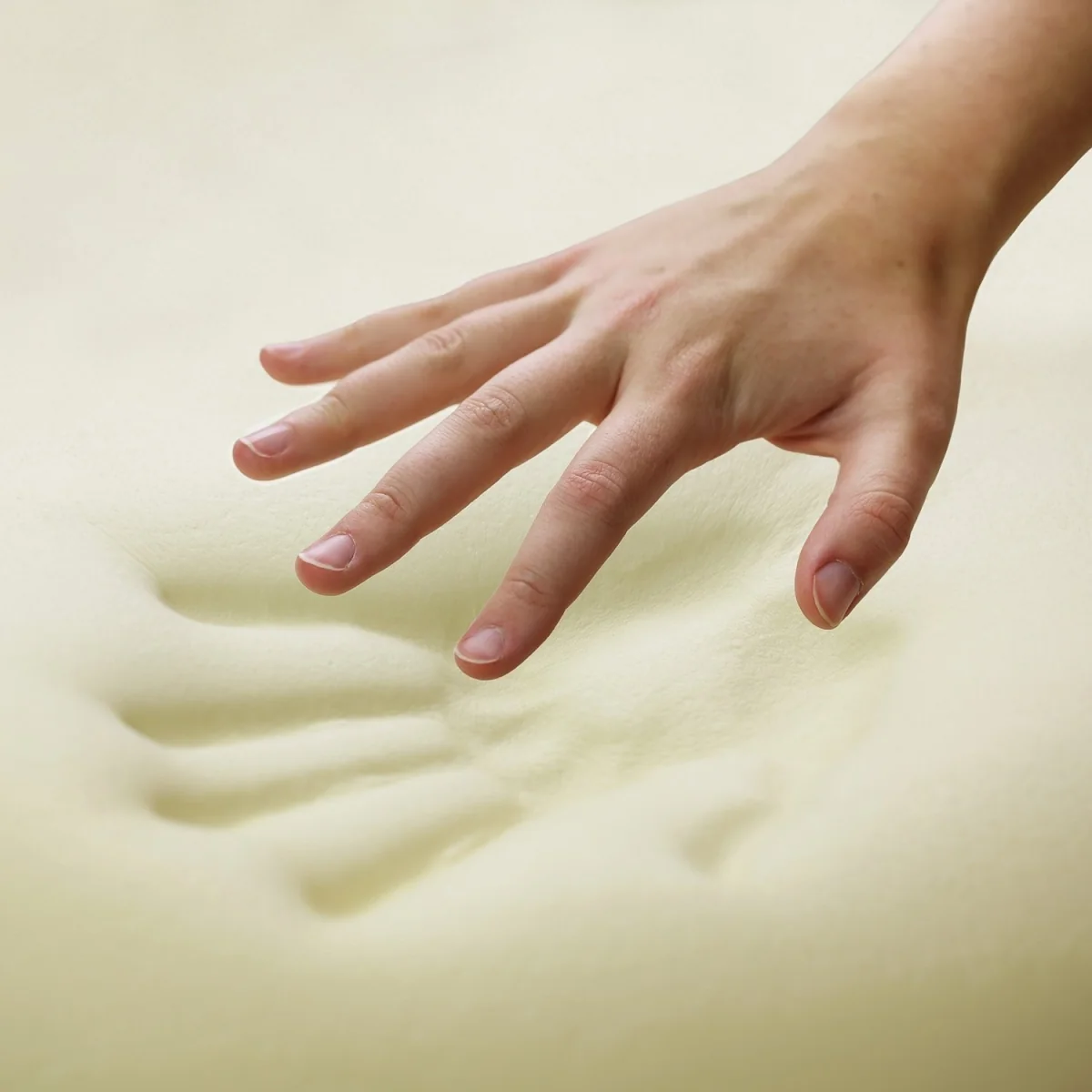 Pure Memory Foam Small Single Mattress - 2ft6 – image 3