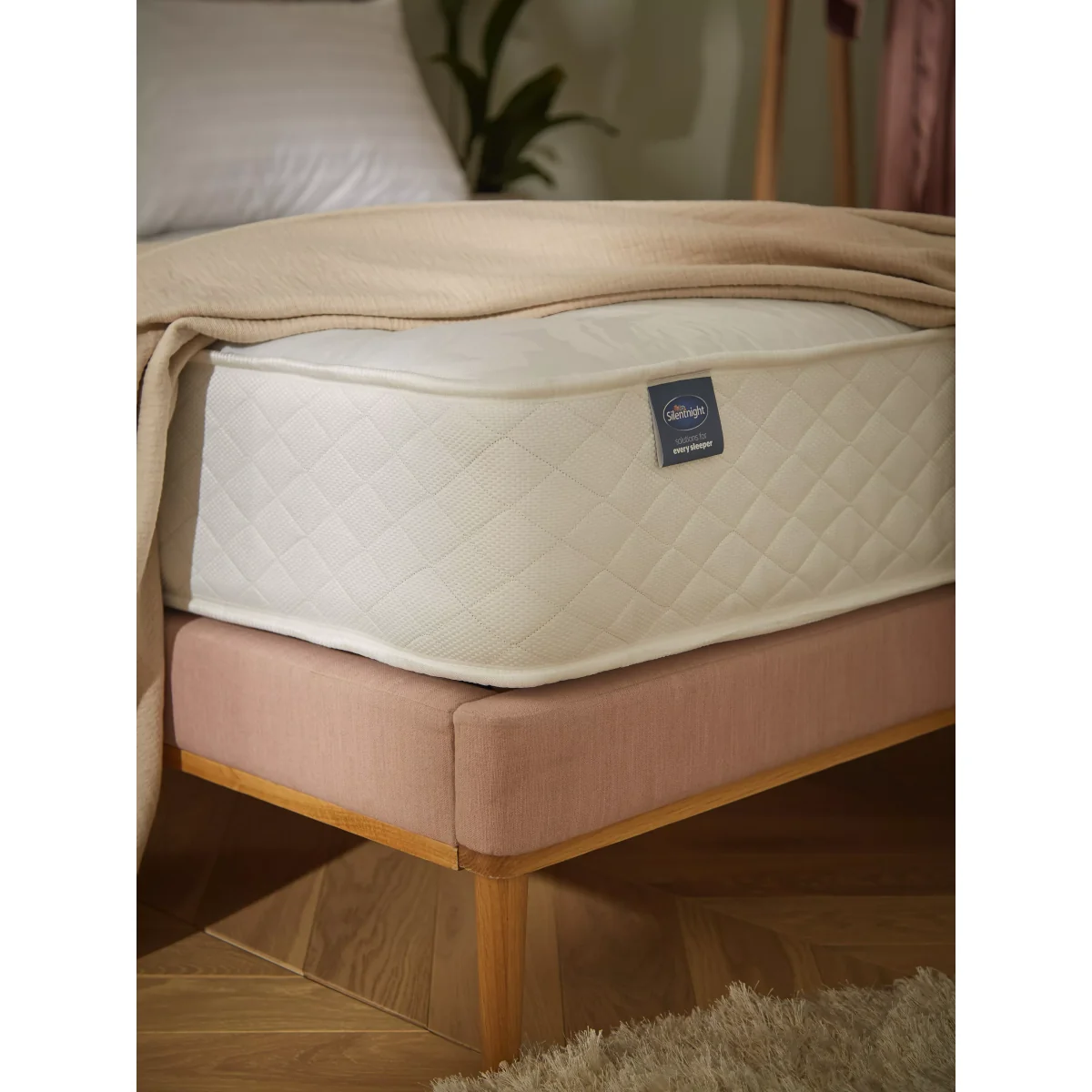 Silentnight Sleep Soundly Miracoil Ortho Mattress, Firm, Double – image 2