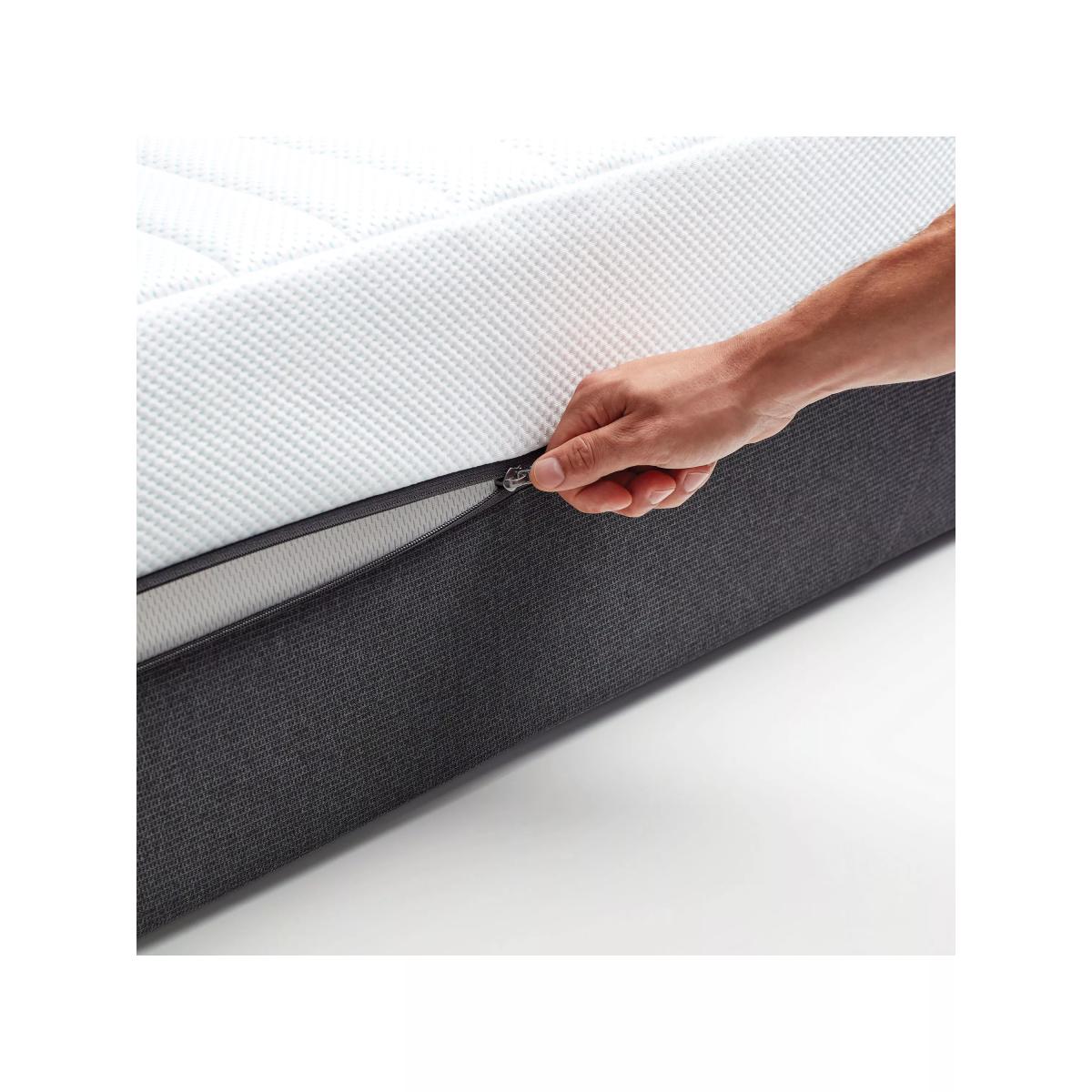 TEMPUR Pro® Luxe CoolQuilt, Soft Tension, Small Double – image 6