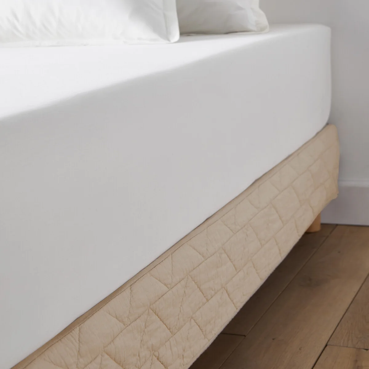 Zig-Zag Scenario 100% Cotton Quilted Mattress Cover – image 2