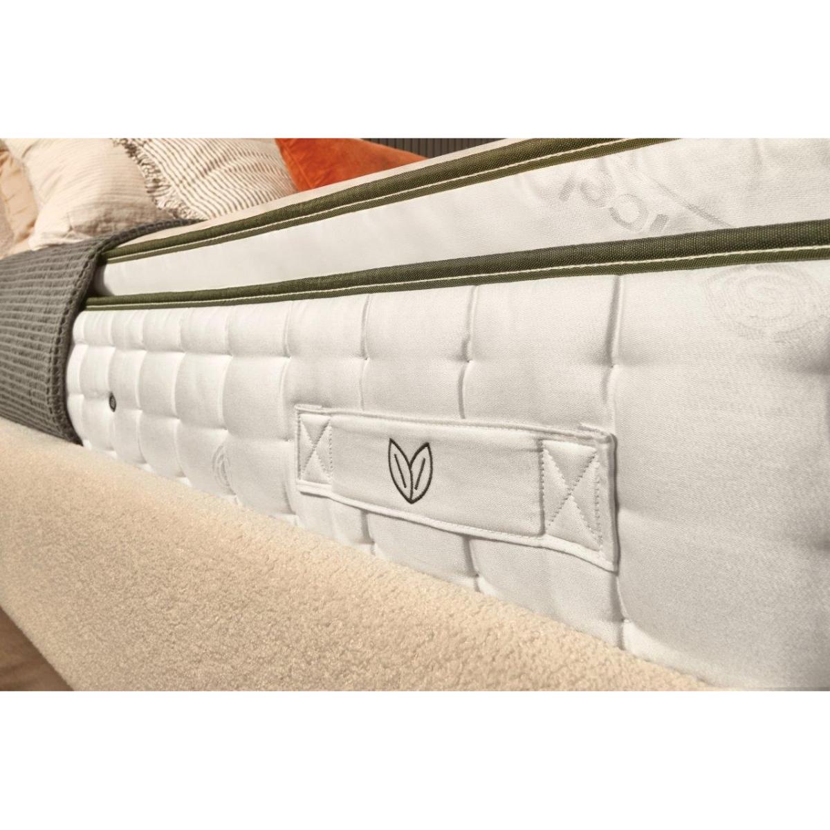 Silentnight Meadow Mattress and Divan Set - 120cm Small Double - No Storage - Premium Fabric – image 10