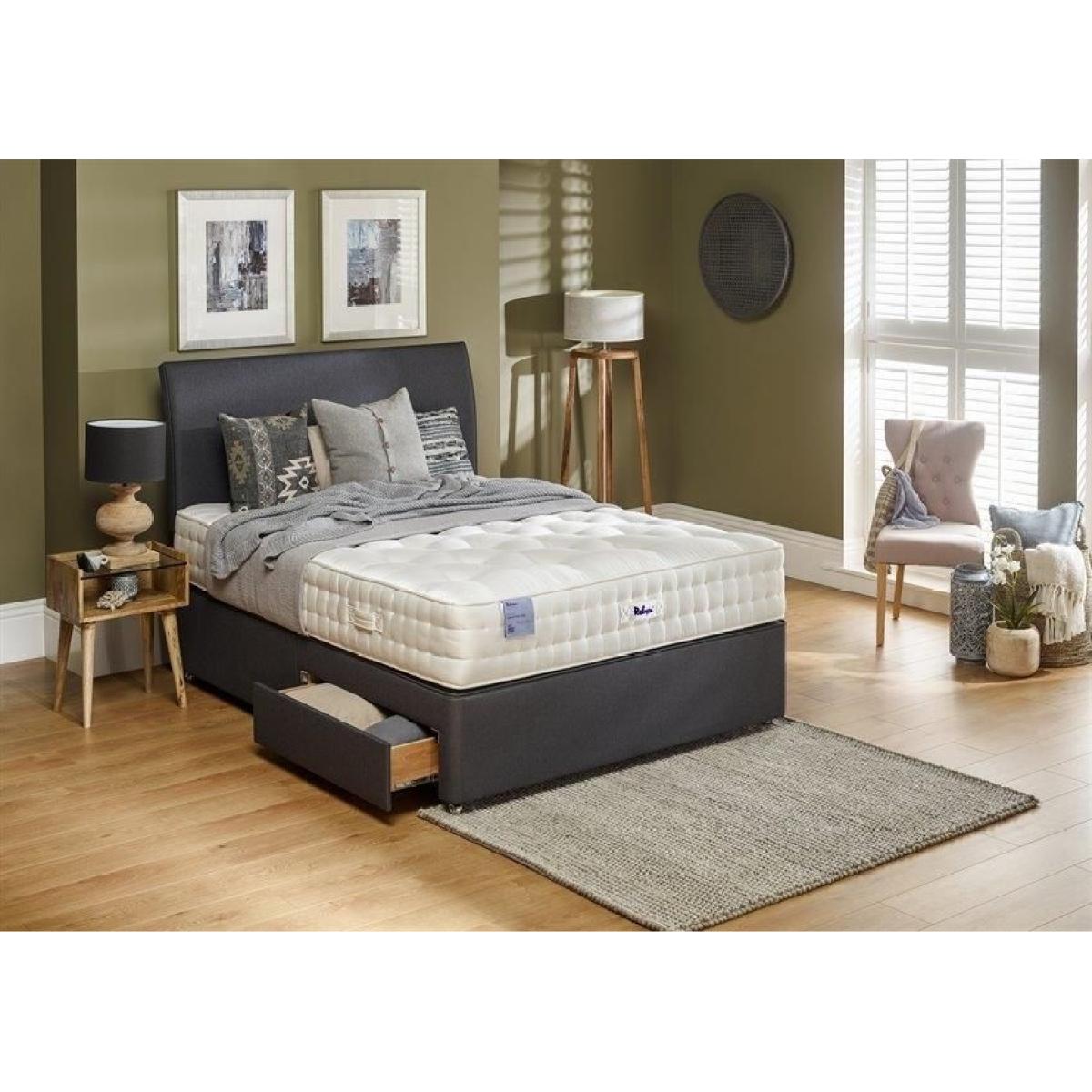 Relyon Dreamworld Coniston Natural Wool 2200 Mattress and Divan Set - 120cm Small Double - Platform Top - No Drawers - Fabric Grade B – image 3
